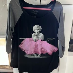 Torrid Marilyn Monroe Raglan Tee Size 1 Black Grey Pink